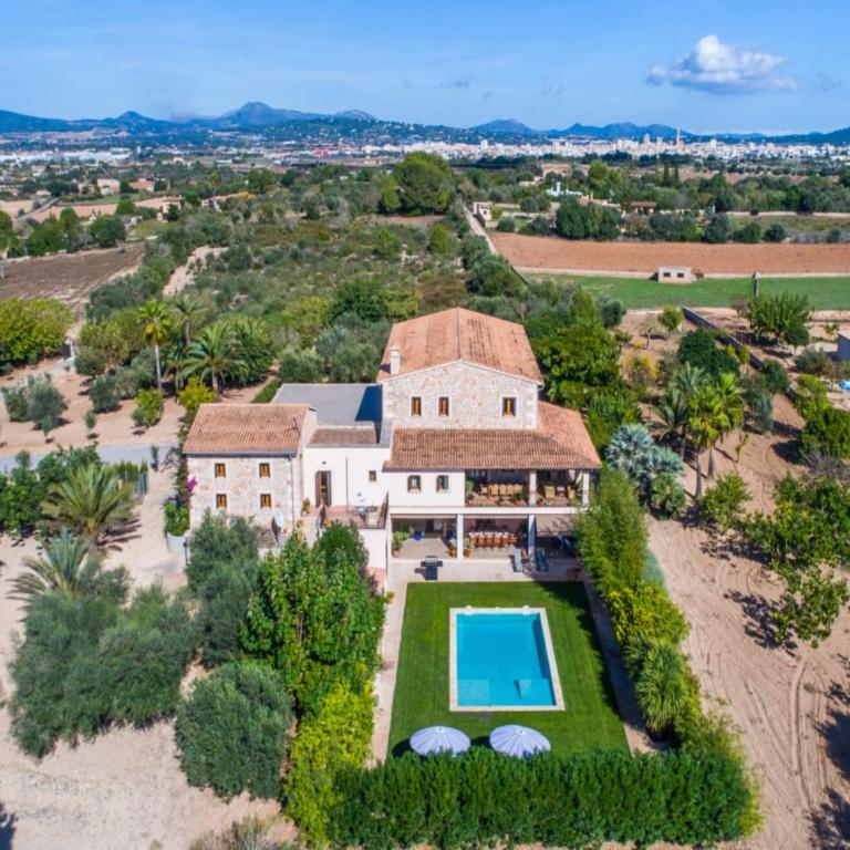 Can Corem de Son Moix - Luxurious 6-bedroom villa just 10 minutes from the beach - Villa - 13