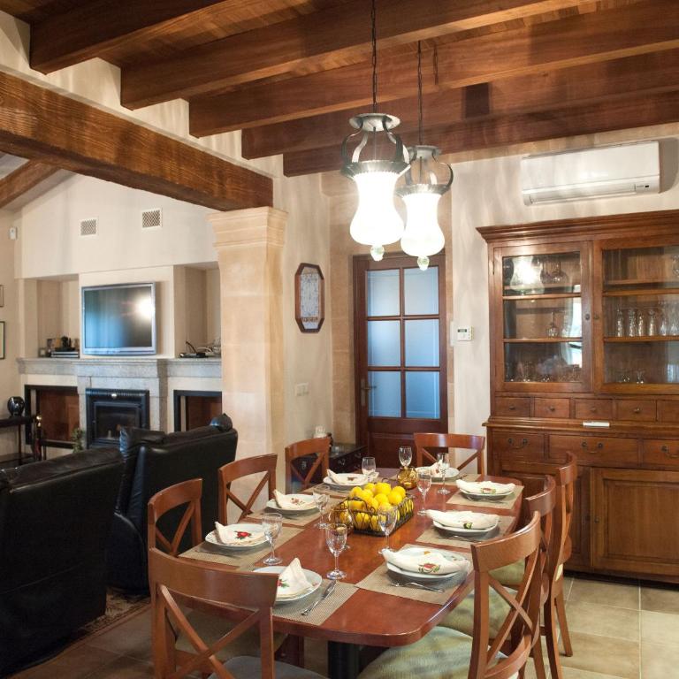 Can Corem de Son Moix - Luxurious 6-bedroom villa just 10 minutes from the beach - Villa - 39