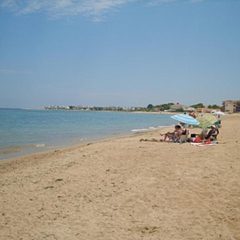 Spacious family home with Airco, private 5x10m pool, sandy beach 300m, free WiFi - Casa - 39