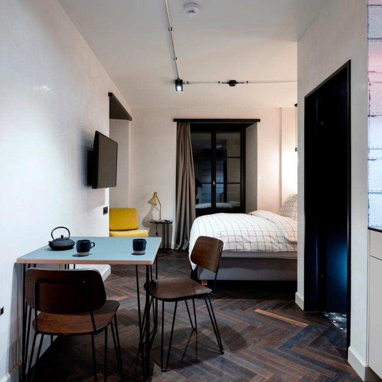 The Lubo - self check-in - Design Doppelzimmer & Küchenzeile - 1