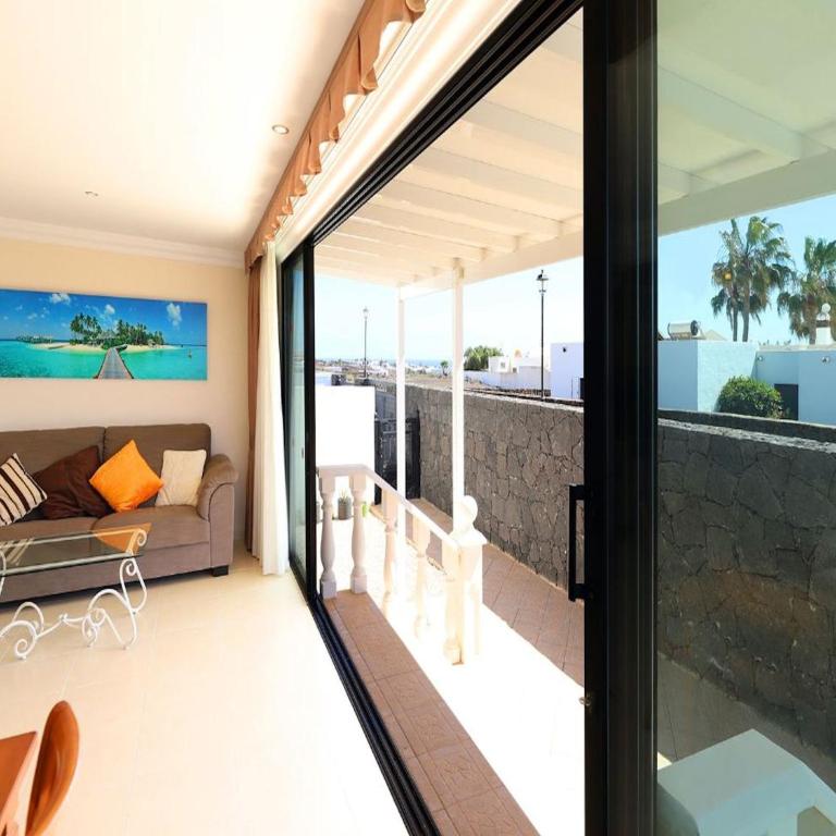 Cosy Lanzarote Villa 3 Bedrooms Heated Pool Villa Honey - Three-Bedroom Villa - 5