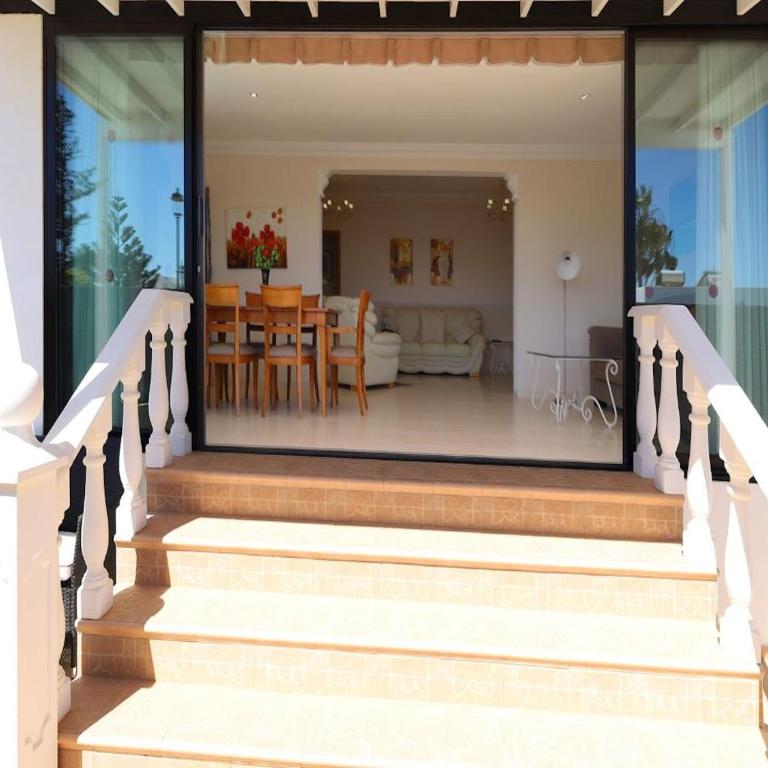 Cosy Lanzarote Villa 3 Bedrooms Heated Pool Villa Honey - Three-Bedroom Villa - 15