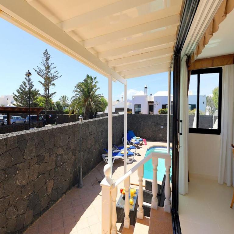 Cosy Lanzarote Villa 3 Bedrooms Heated Pool Villa Honey - Three-Bedroom Villa - 22