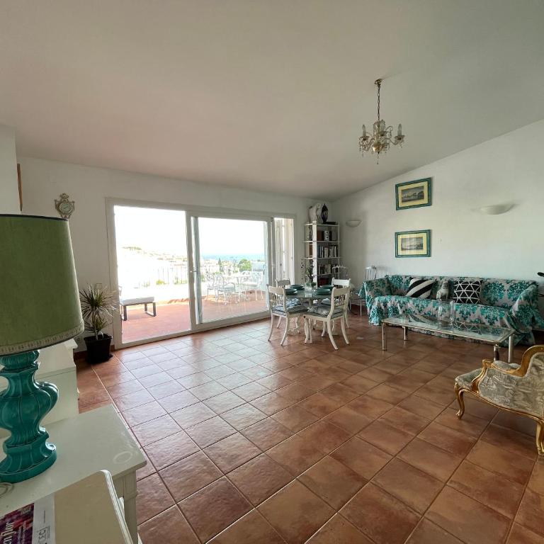 Attic in Cadaques , With Parking - Apartamento de 2 dormitorios - 1