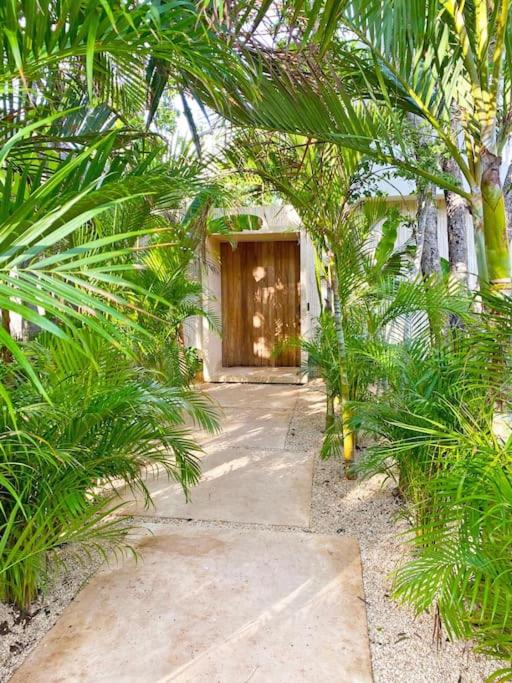 Casa Areca, Awarded Architectural Villa located in a secured gated community, with Concierge services - Villa - 50