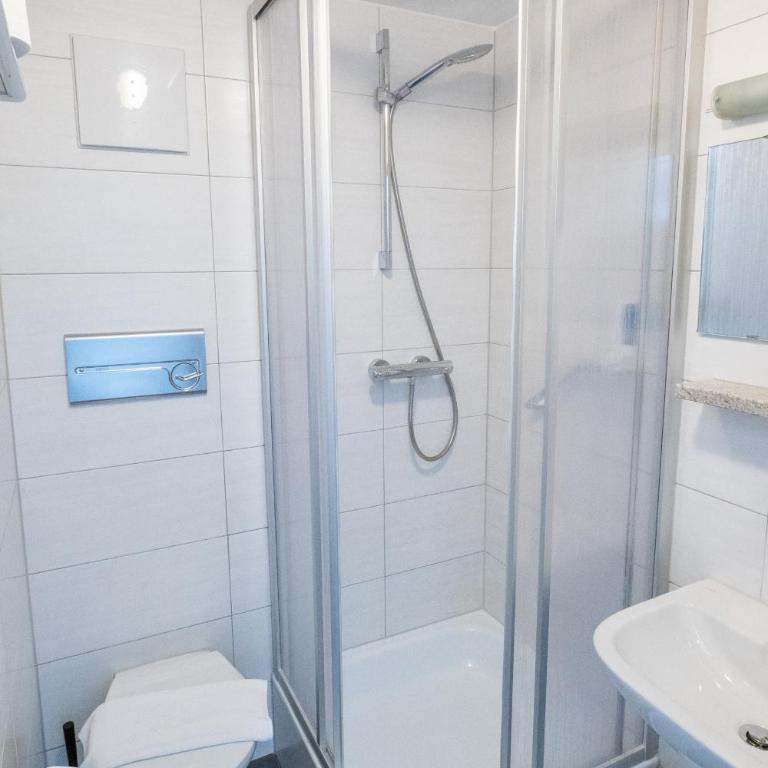 Hotel Heimgartl - Deluxe Doppelzimmer mit Dusche - 5