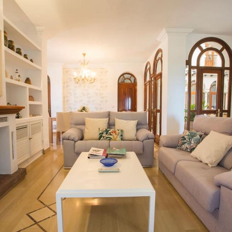 Andalusian villa on the sea and the bay of Malaga - Villa - 12