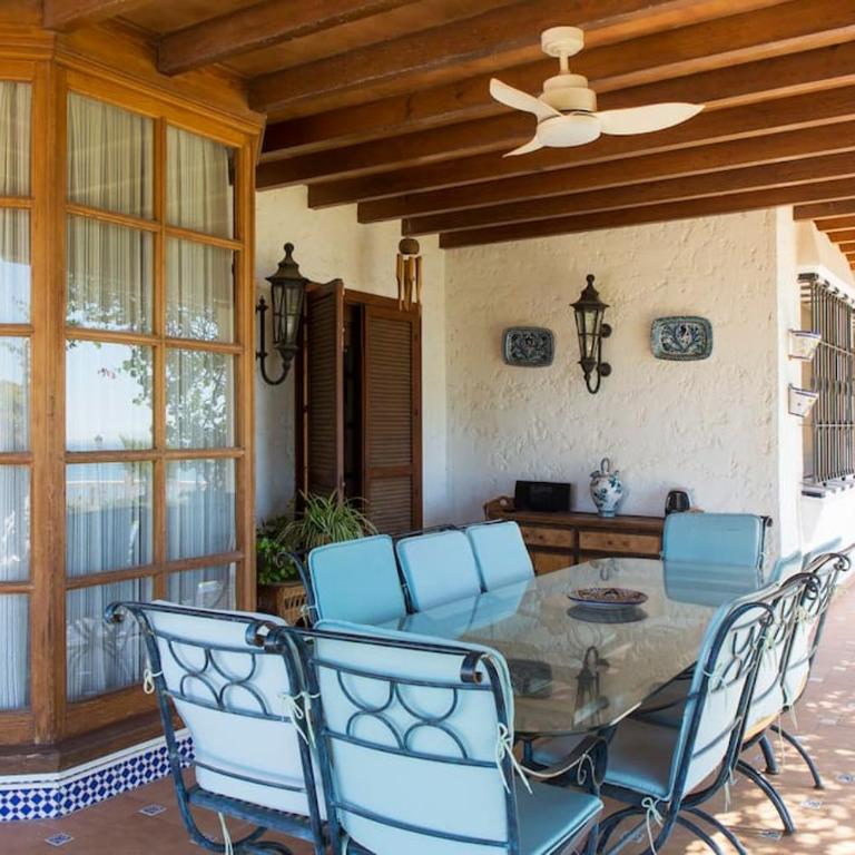 Andalusian villa on the sea and the bay of Malaga - Villa - 18