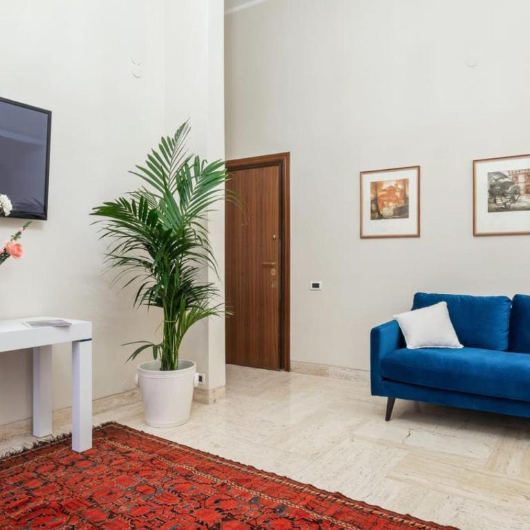 Lux and Charme between Trevi and Pantheon - Three-Bedroom Apartment - 4