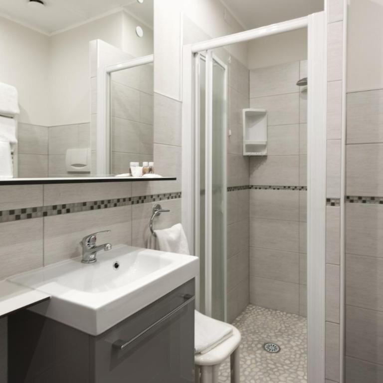 Hotel Porta Palio - Camera Matrimoniale Small con Letto alla Francese - 2