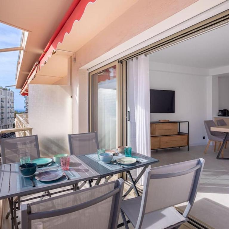 Amazing Apartment With Private Terrace & Full Air Conditioning - Walk To The Beach, La Croisette! - Latour Maubourg 18 by Halldis - Apartamento de 2 dormitorios - 20