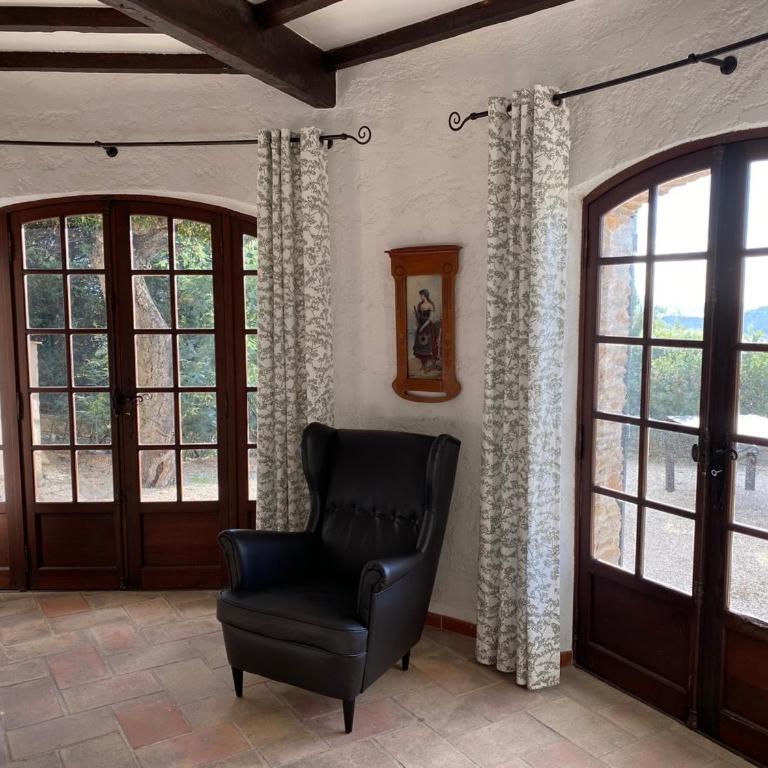 Charmante Villa mit Pool und Panorama-Meerblick in den Golf von Saint-Tropez - Villa Montmajour - Villa 3 Chambres - 21