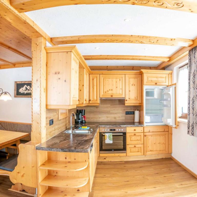 Almhof-Reithof Pitztal - Suite mit 2 Schlafzimmern - 11