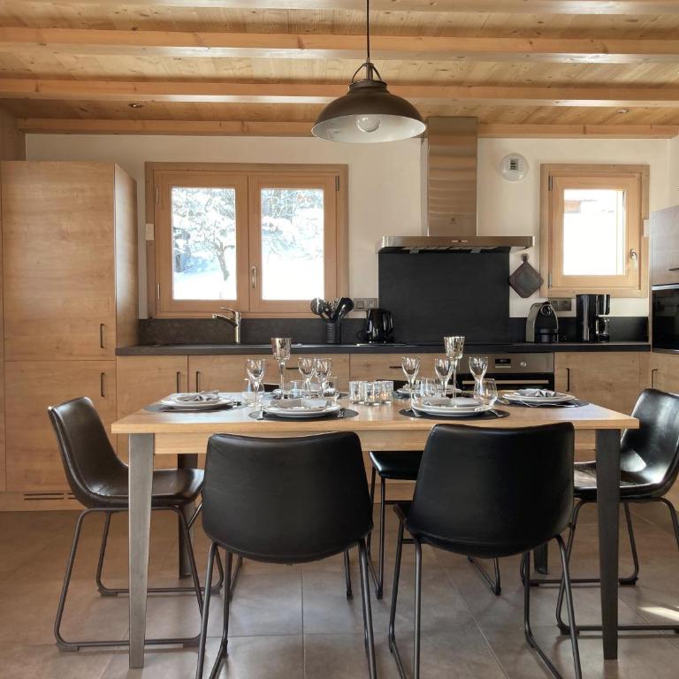 Chalet récent vue panoramique sur le MONT-BLANC - Chalet 3 Chambres - 11