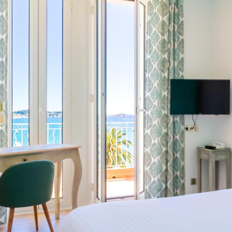 Les Galets Hôtel et B&B - Chambre Double Supérieure avec Terrasse - Vue sur Mer - 9
