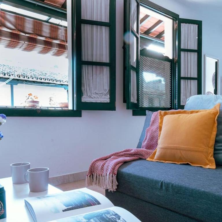 Apartamento con encanto en patio sevillano (202) - Apartamento de 1 dormitorio - 1