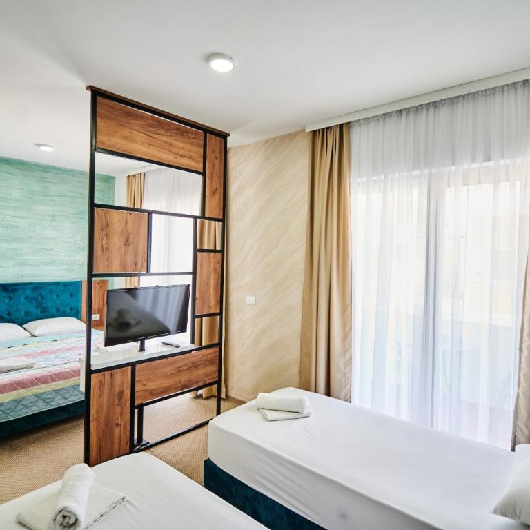 Hotel Halibas - Luksuzna Četvorokrevetna Soba - 8