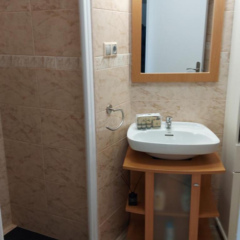 BELLAMAR 25 - One-Bedroom Apartment - 13