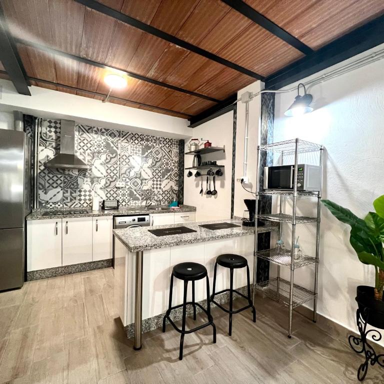 Duplex Huelin III & Beach by ELE Apartments - Apartamento de 2 dormitorios - 5
