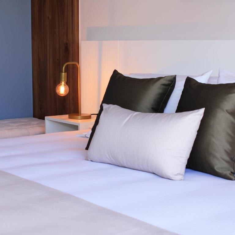 Singular Dream Vacation Rentals - Suite con balcón - 10