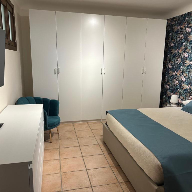 55 Family Home - One-Bedroom Apartment - 13