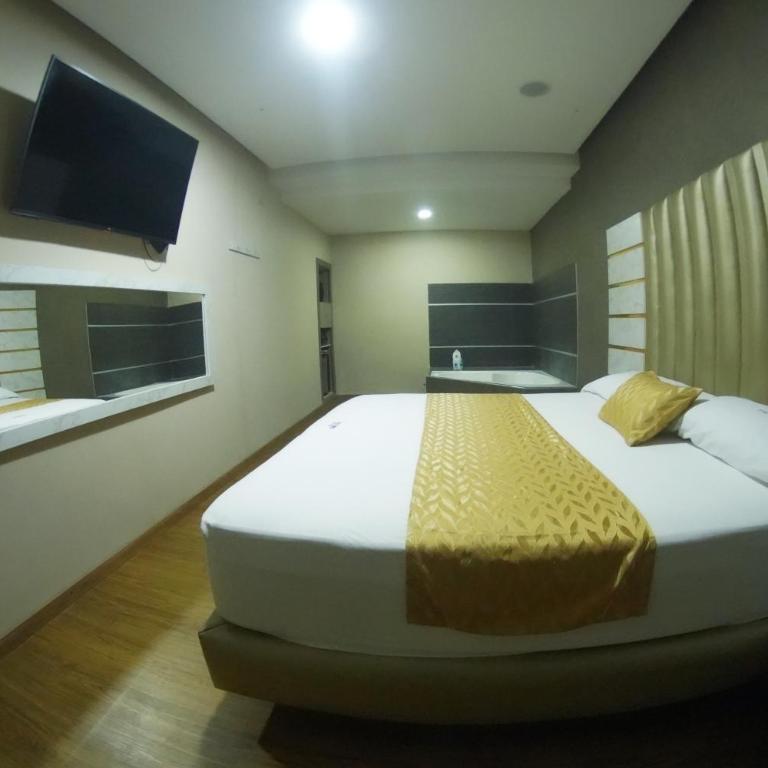 Hotel ByHours Astor - Adults Only - Suite - 2