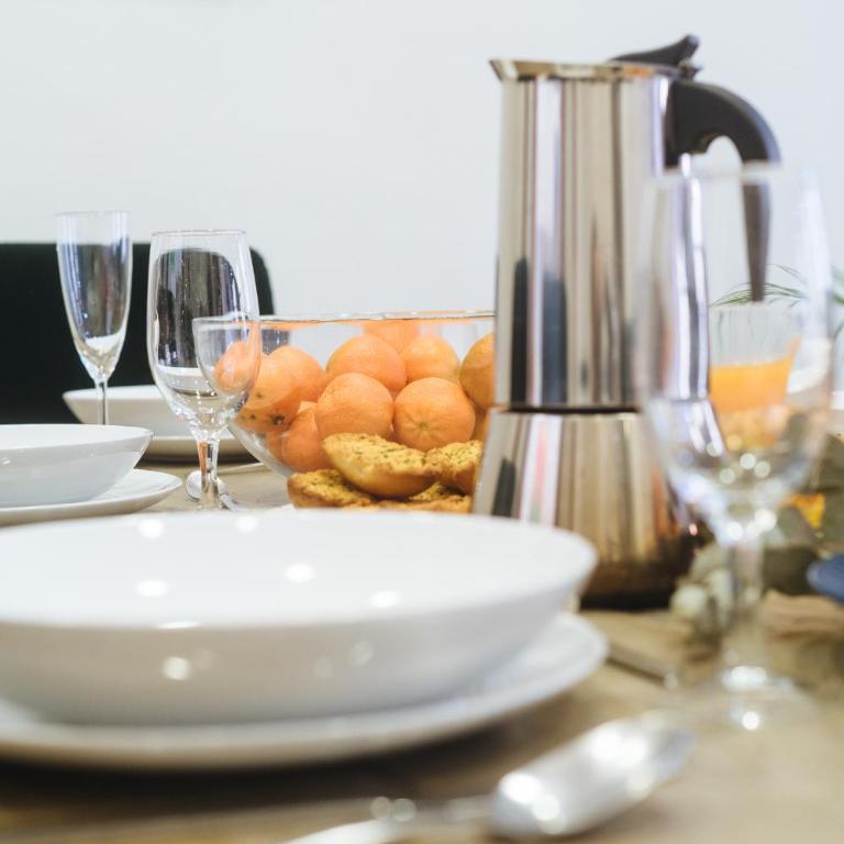 HomeySeville-Amazing Views Cathedral Tomas de Ibarra - 8 pax, Parking Optional - Apartamento de 3 dormitorios - 55