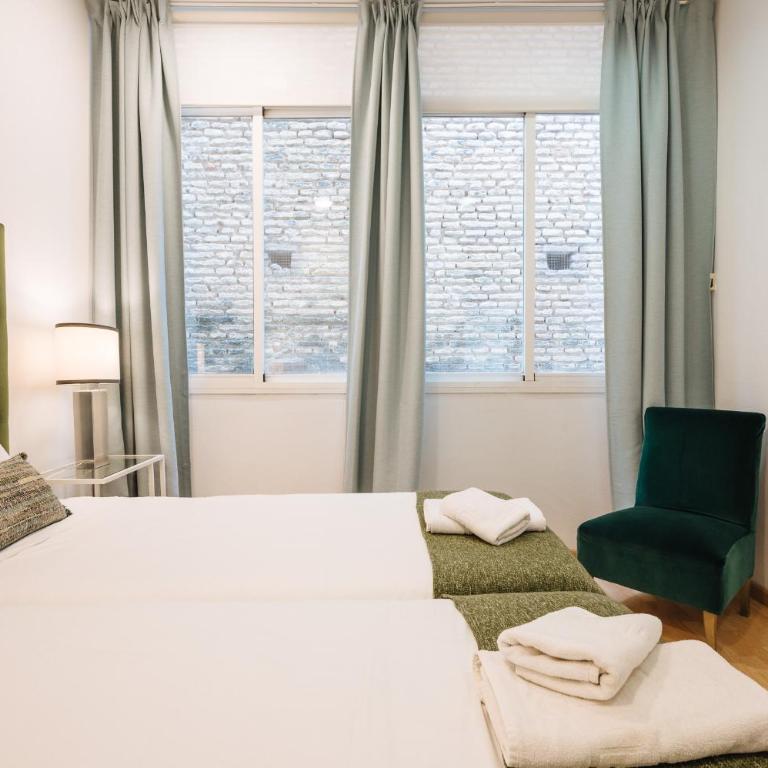 HomeySeville-Amazing Views Cathedral Tomas de Ibarra - 8 pax, Parking Optional - Apartamento de 3 dormitorios - 43