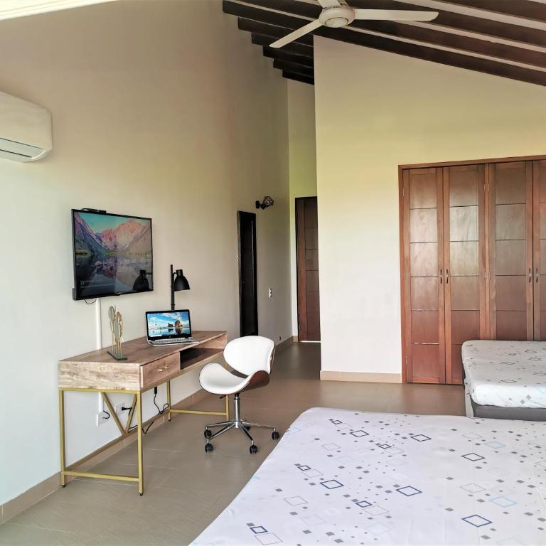 Beach Villa Sol & Mar Cartagena, beachfront & private pool - Villa - 23