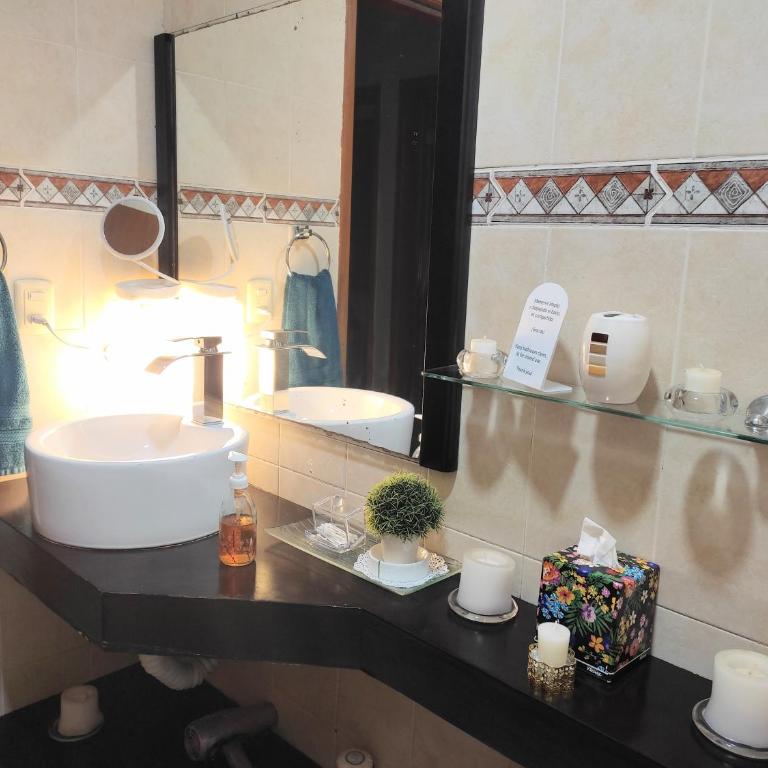 Casa Cristal - Deluxe Double Room with Balcony - 8