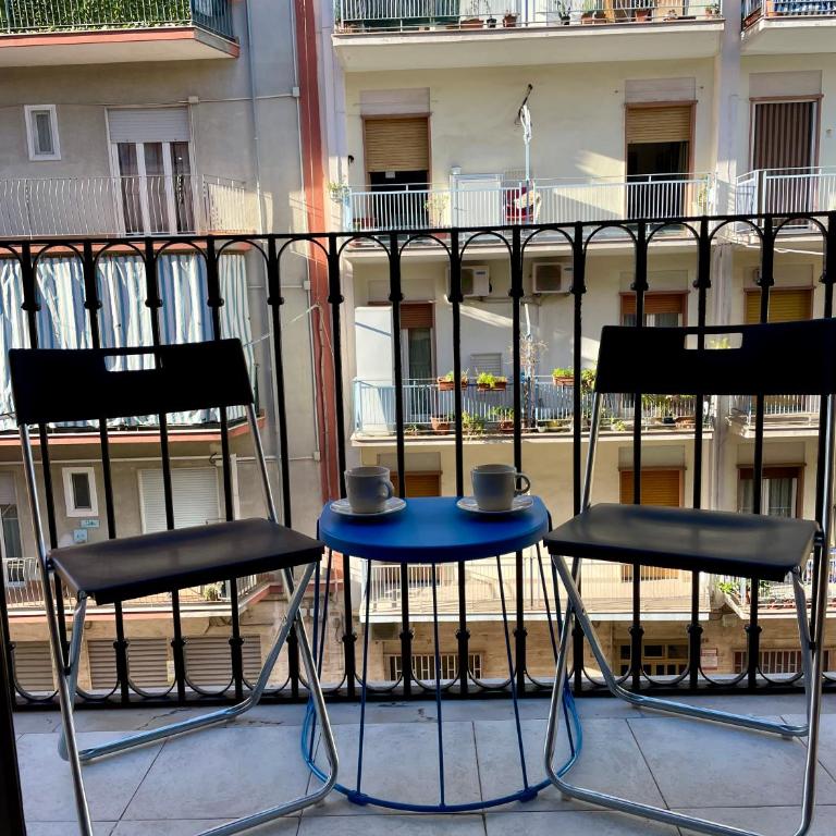 Two Balcony Central Bari - Appartamento con Balcone - 16