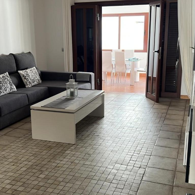 Villa linda - Three-Bedroom Villa - 28