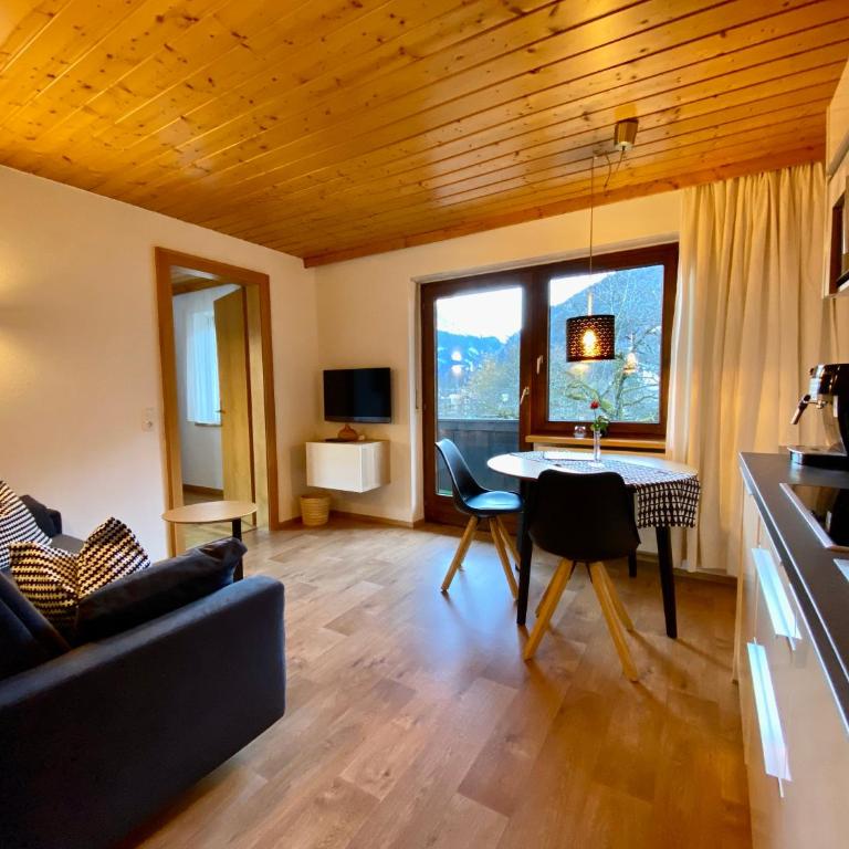 AlpenApart Montafon - Haus Engstler - Apartment mit Balkon - 4