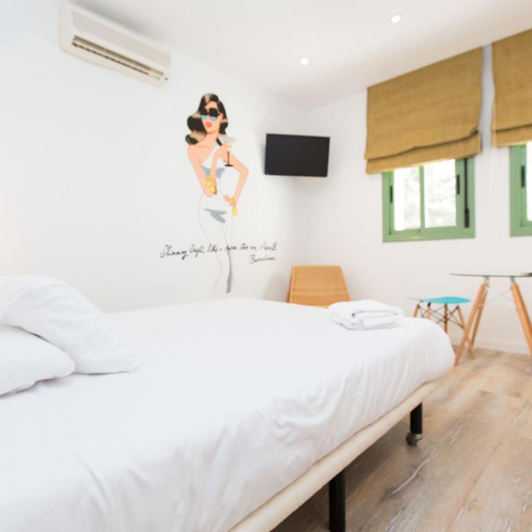 Cathedral Apartments - Standard Studio - 13
