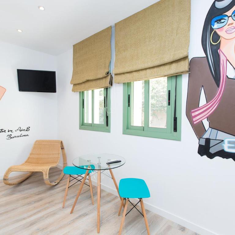 Cathedral Apartments - Standard Studio - 2