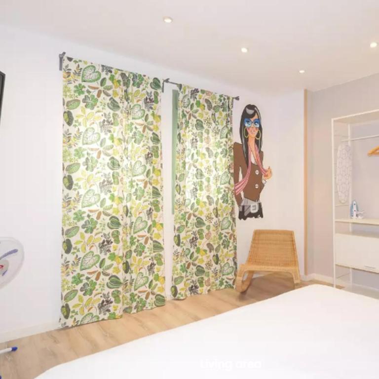 Cathedral Apartments - Standard Studio - 20
