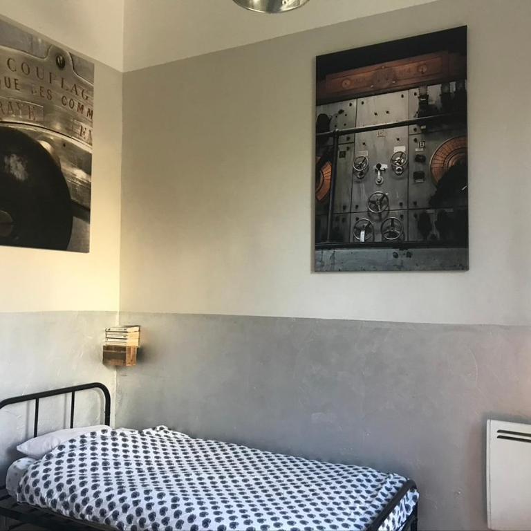 Maison d'Hôtes La Bastide Bleue - Chambre Double - Vue sur Jardin - 24