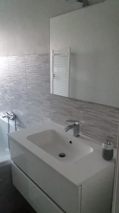 Confort ed eleganza nel borgo Filadelfia - One-Bedroom Apartment - 9