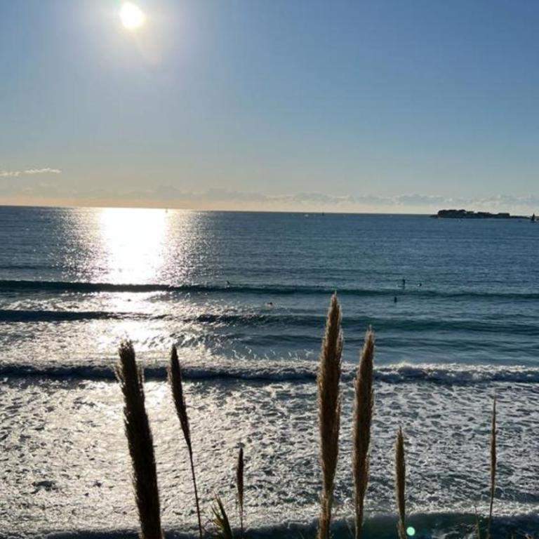 VUE MER EXCEPTIONNELLE - GRANDE TERRASSE et PISCINE - Appartement 1 Chambre - 24