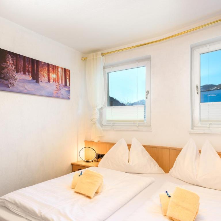 Landhaus Josefa - Two-Bedroom Apartment with Balcony and Riverview - 3
