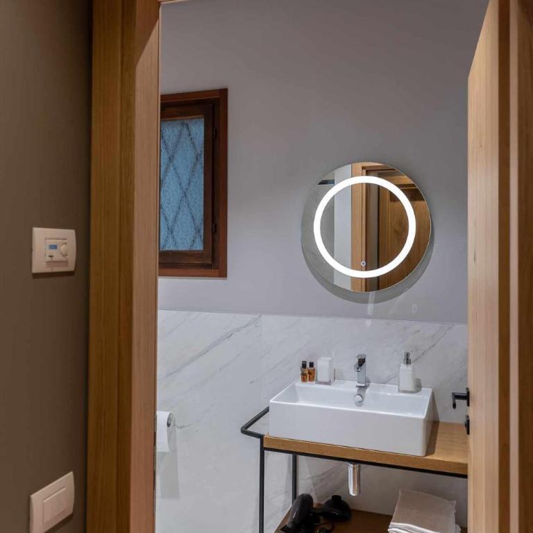 Buranelli Charme Rooms - Studio Double Deluxe - 13