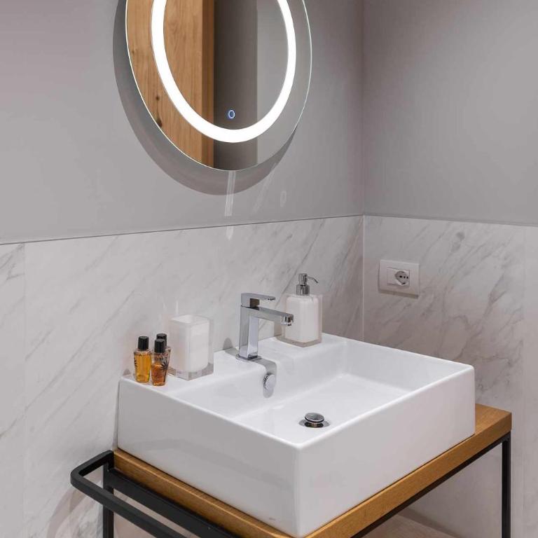 Buranelli Charme Rooms - Studio Double Deluxe - 18