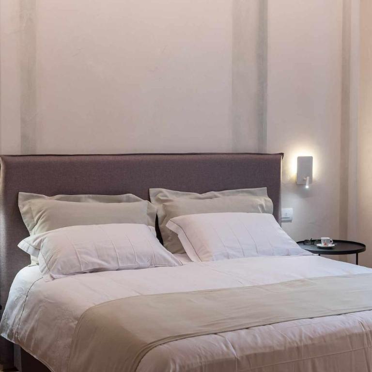 Buranelli Charme Rooms - Chambre Double Deluxe avec Douche - 3
