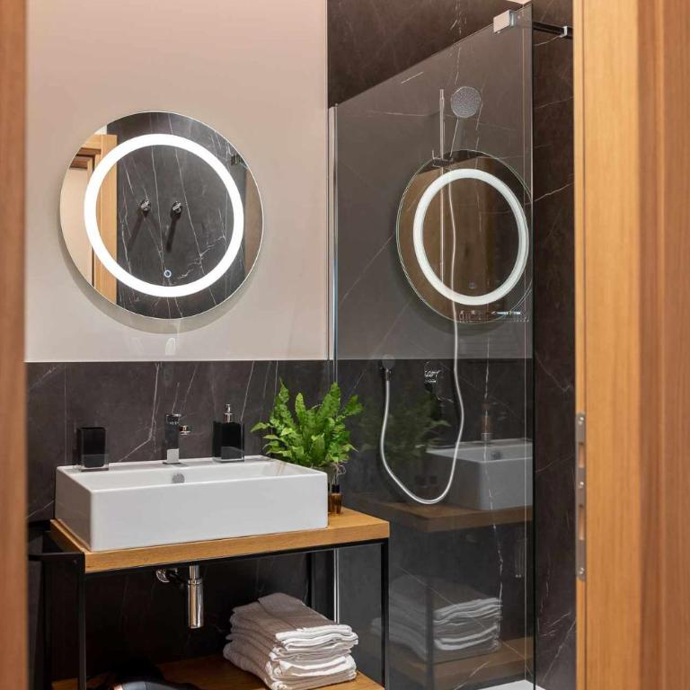Buranelli Charme Rooms - Chambre Double Deluxe avec Douche - 10