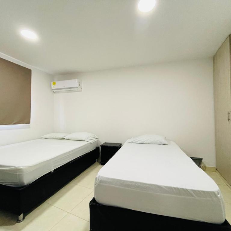 The Host apartamentos At Los Angeles - Estudio Triple Estándar - 4