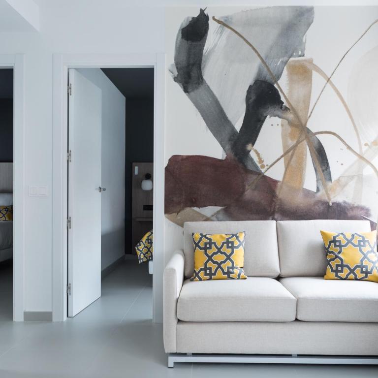 Dobo Madrid Las Torres - Two-Bedroom Apartment with Terrace - 5