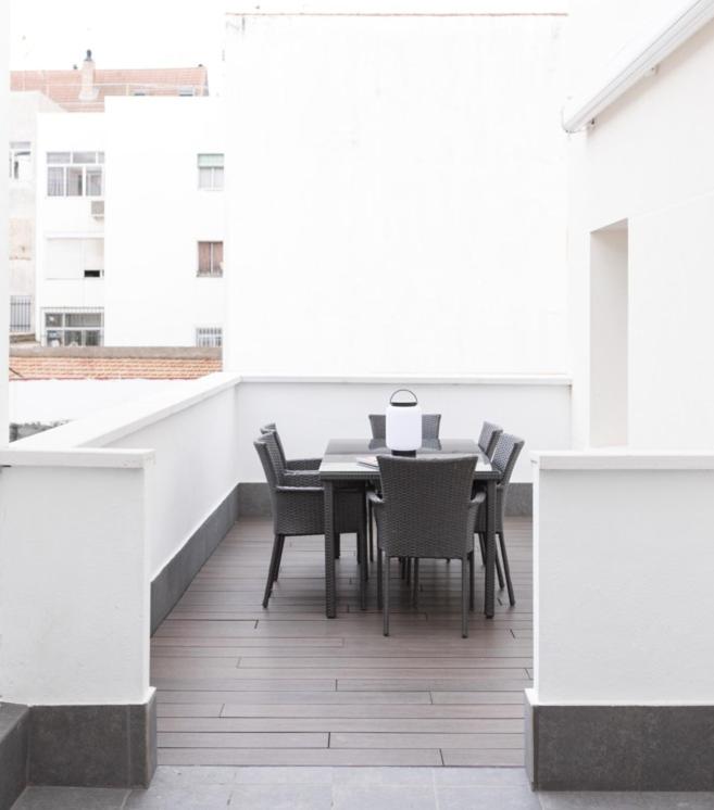 Dobo Madrid Las Torres - Two-Bedroom Apartment with Terrace - 1