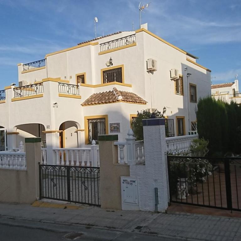 Orihuela - Sleeps 6 - Parking - Pool - PetFriendly - Villa de 1 dormitorio - 1