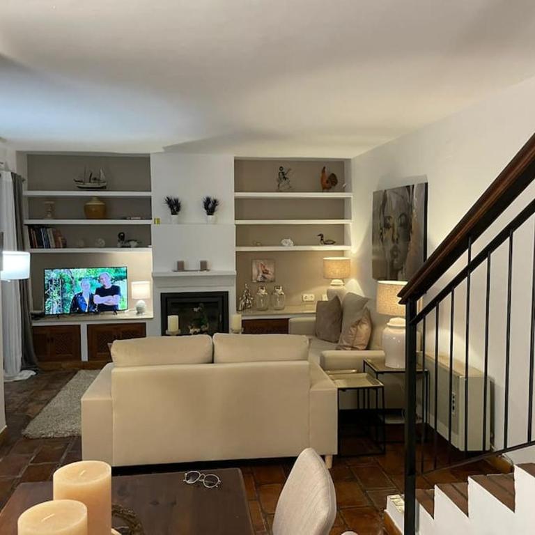 Classical corner town house in historical centre - Casa de 2 dormitorios - 19