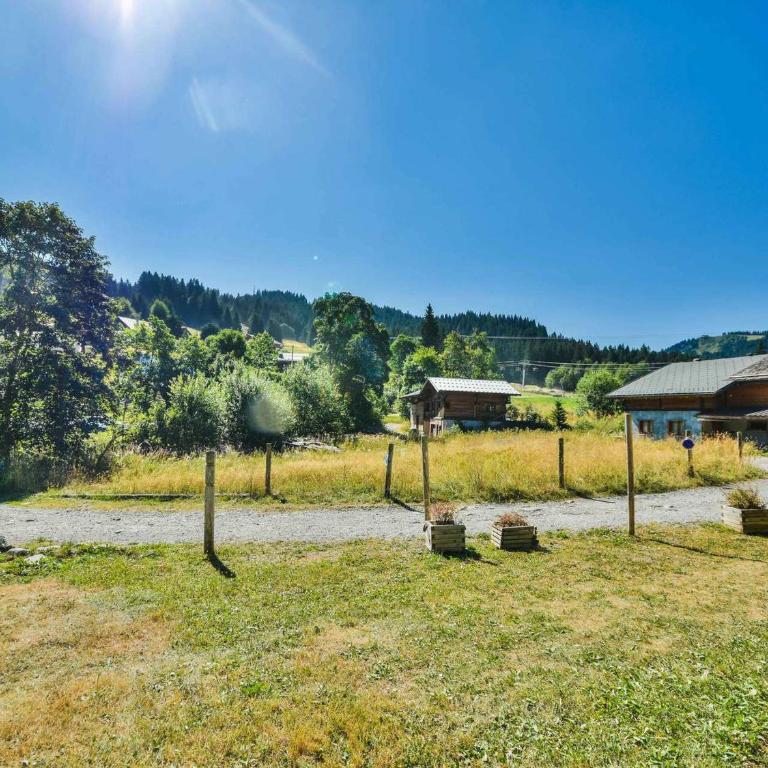 Appartement cosy aux pieds des pistes avec piscine et tennis, 4 pers, Les Gets - FR-1-685-52 - Apartment - 9